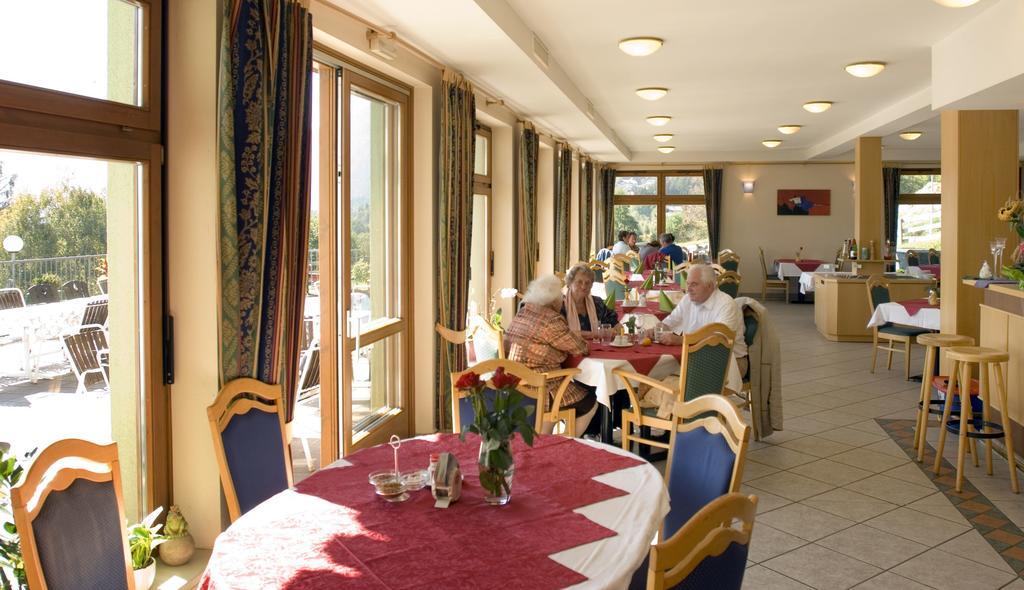 Gasthof Nindler Otel Steindorf am Ossiacher See Dış mekan fotoğraf